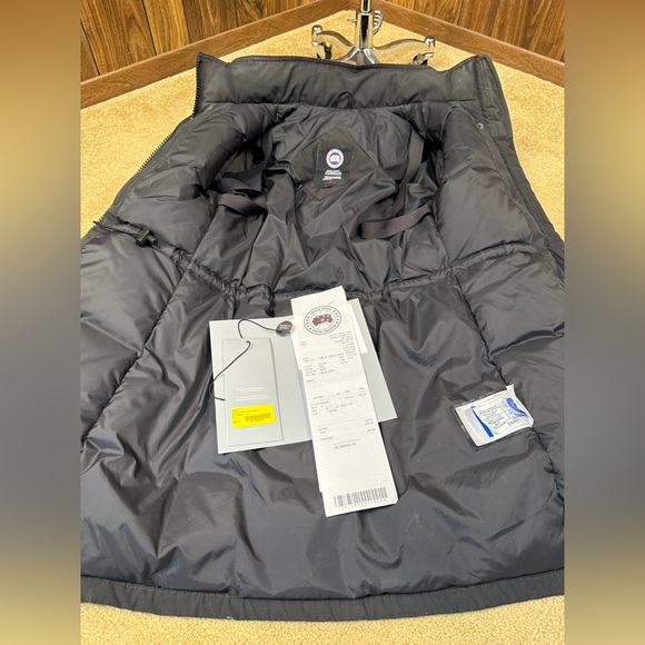 Canada Goose Arctic Program Ladies Trillium Parka HD Black Coyote Fur Trim Coat - Picture 11 of 15